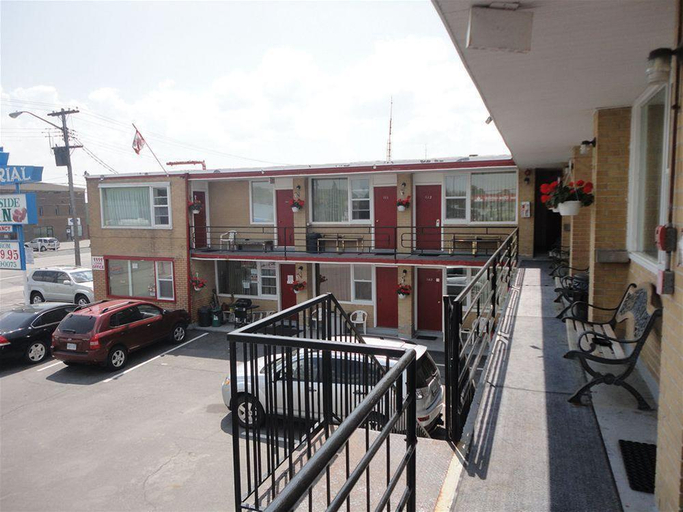 Exterior & Views 2, Imperial Fireside Inn, Greater Sudbury