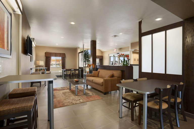 Public Area 2, Microtel Inn & Suites By Wyndham Pecos, Reeves