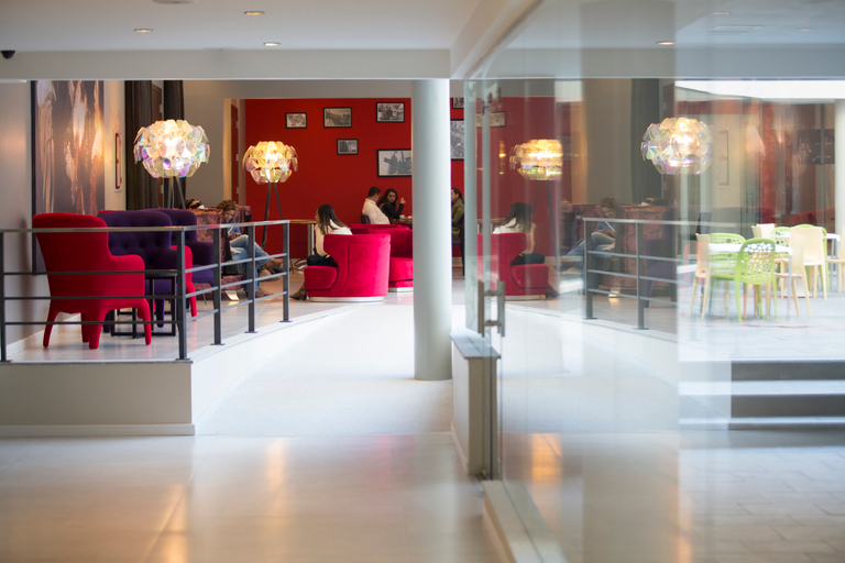 Public Area 2, Regency Way Montevideo Hotel, Montevideo
