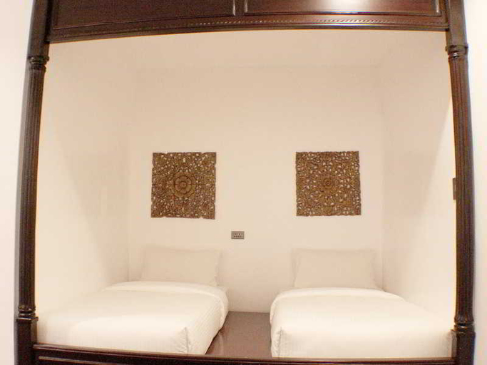Bathroom 5, Boracay Summer Palace, Malay