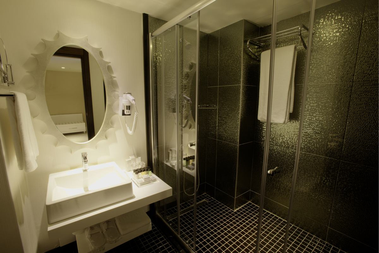 Bathroom 4, Abant Palace Hotel, Mudurnu