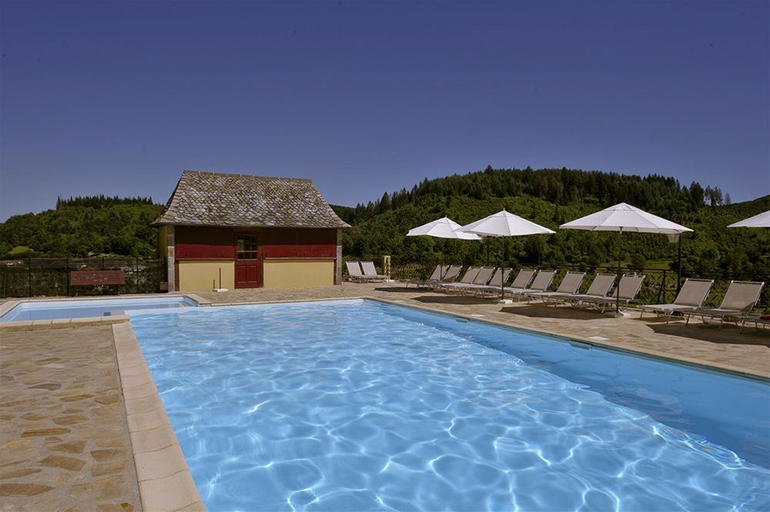Sport & Beauty 3, Chateau de Salles, Cantal