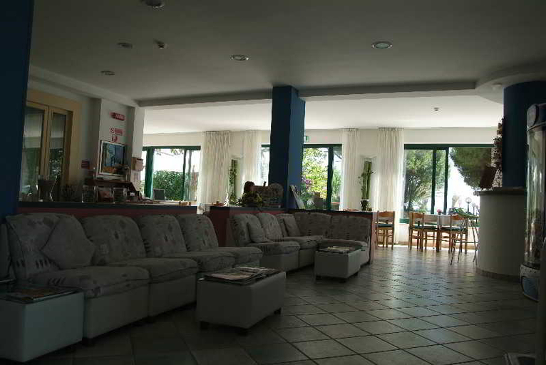Public Area 2, Hotel San Remo, Teramo