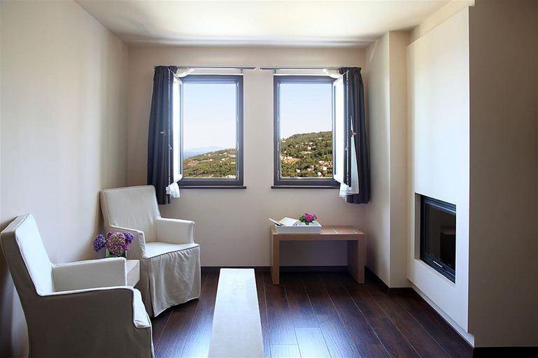Bedroom 4, Theta Hotel, Thessaly