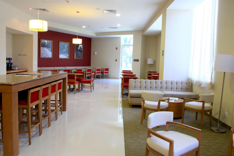 Public Area 3, Hampton Inn by Hilton Guadalajara/Expo, Guadalajara