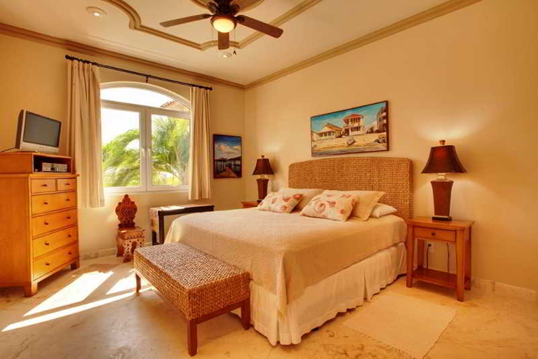 Bedroom 4, Belizean Cove Estates