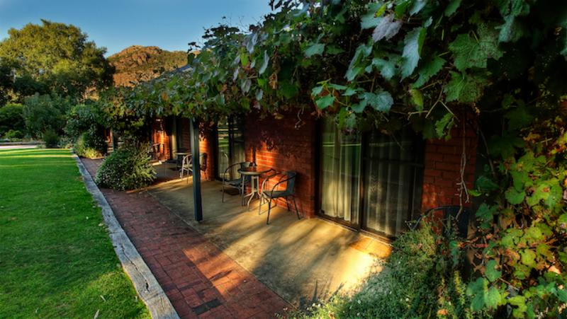 Sport & Beauty, Kookaburra Motor Lodge, N. Grampians  - Stawell