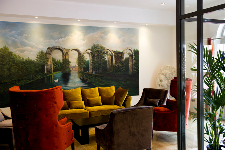 Public Area 4, Mercure Maintenon, Eure-et-Loir