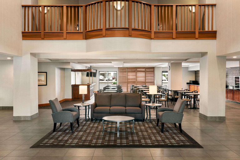 Public Area 2, Wingate by Wyndham - Cincinnati - Blue Ash, Hamilton