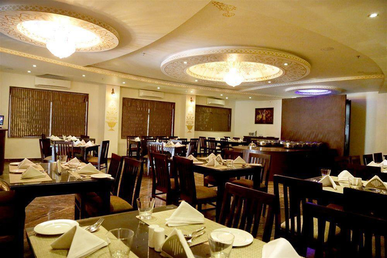 Food & Drinks, Zip by Spree Hotel King Palace, Jaipur