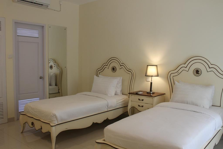Bedroom 3, Graha Ayu Hotel Lombok, Lombok