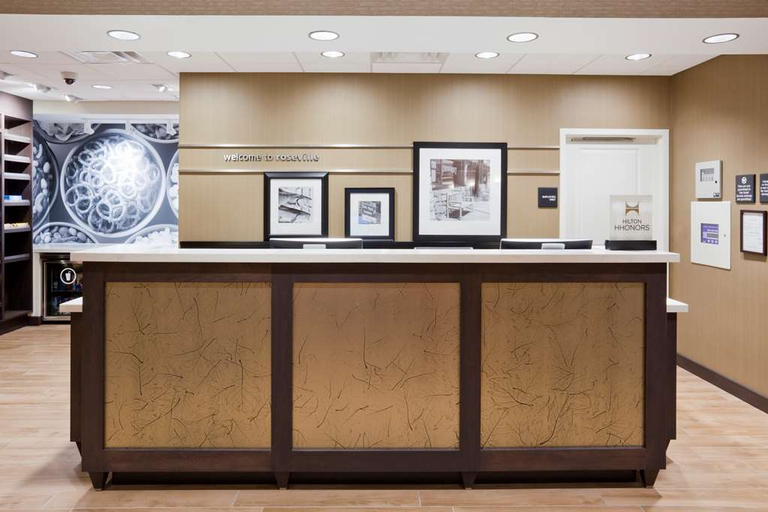 Public Area 2, Hampton Inn Minneapolis-Roseville, Ramsey