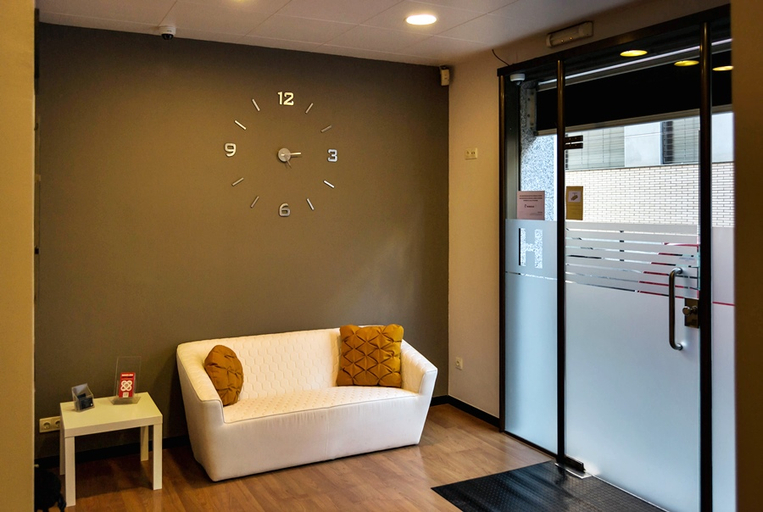 Others 5, Apartments Hotel Sant Pau, Barcelona