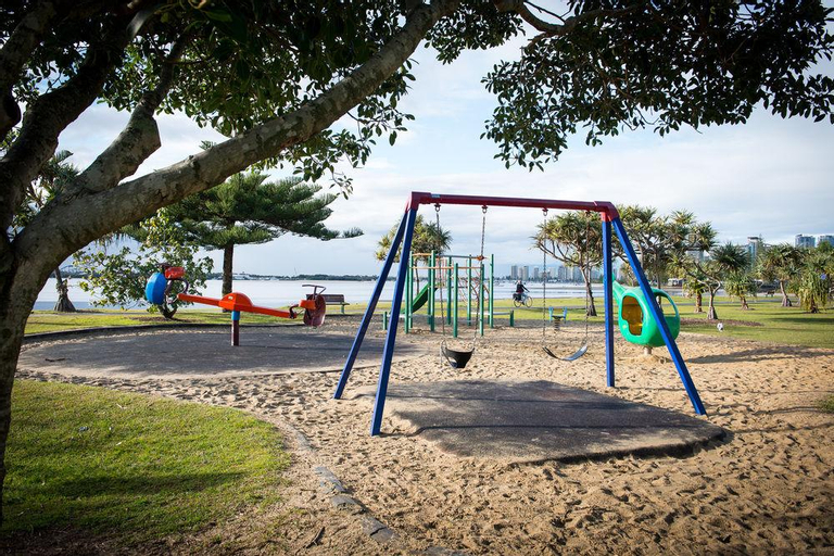 Exterior & Views 1, Golden Shores Holiday Club, Gold Coast