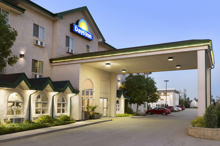 Exterior & Views 2, Days Inn By Wyndham Steinbach, Division No. 2