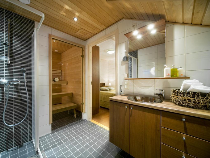 Bathroom, Holiday Club Kelorinne, Lapland