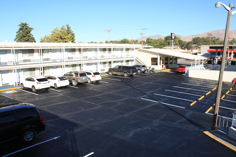 Holiday Motel, Humboldt