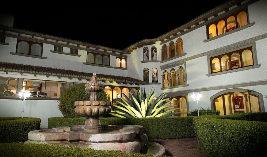 Exterior & Views