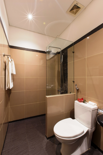 Bathroom 4, Alba Hotel, Huế