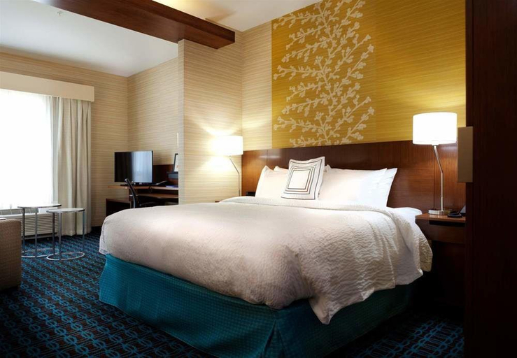 Bedroom 4, Fairfield Inn & Suites Lethbridge, Division No. 2