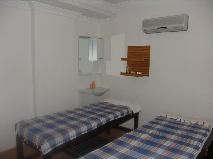 Bedroom 3, Carmen Suite Hotel, Alanya