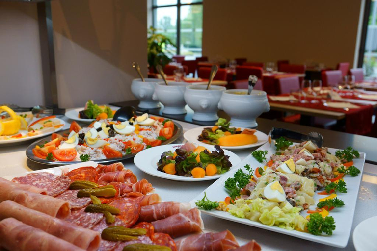 Food & Drinks