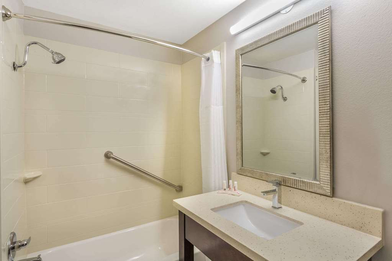 Bathroom 3, Baymont by Wyndham North Little Rock, Pulaski