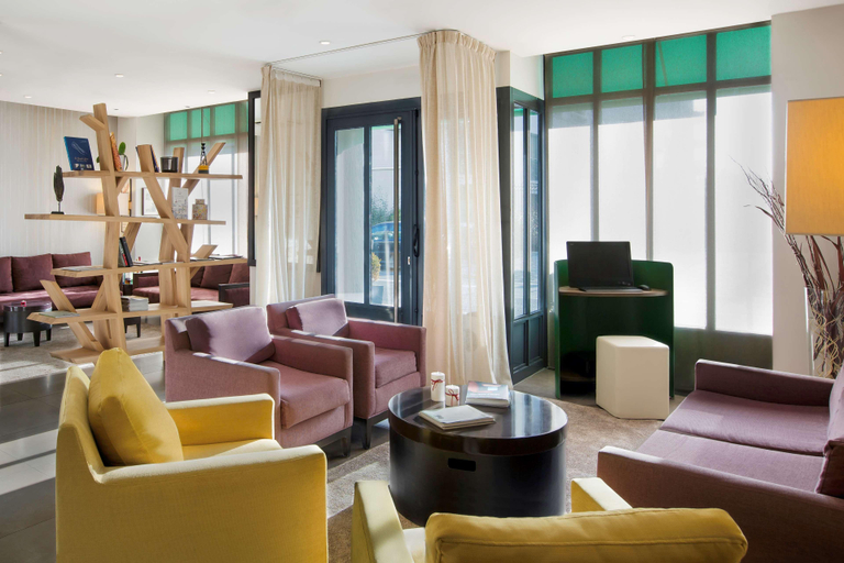 Public Area 3, Best Western Rives de Paris La Defense, Hauts-de-Seine