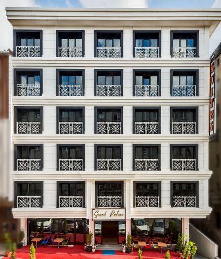 Grand Palace Hotel, Bakırköy