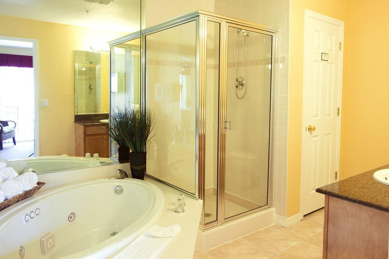 Bathroom 5, Silver Lake Resort, Osceola