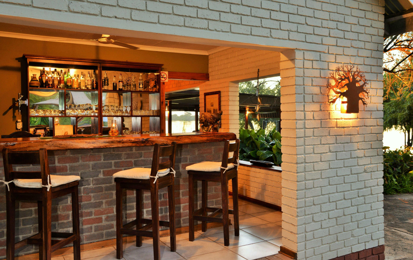Food & Drinks 5, River View Lodge, Chobe