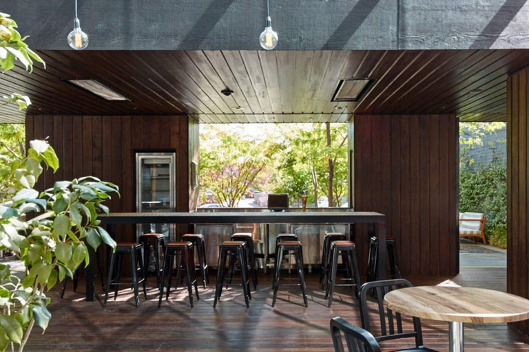 Exterior & Views 2, Brassey Hotel, Canberra