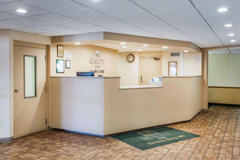 Public Area 3, Quality Inn Stadium Area Green Bay Stadium, Brown