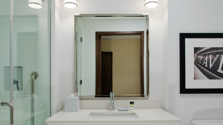 Bathroom 4, Four Points by Sheraton Buffalo Grove, Cook