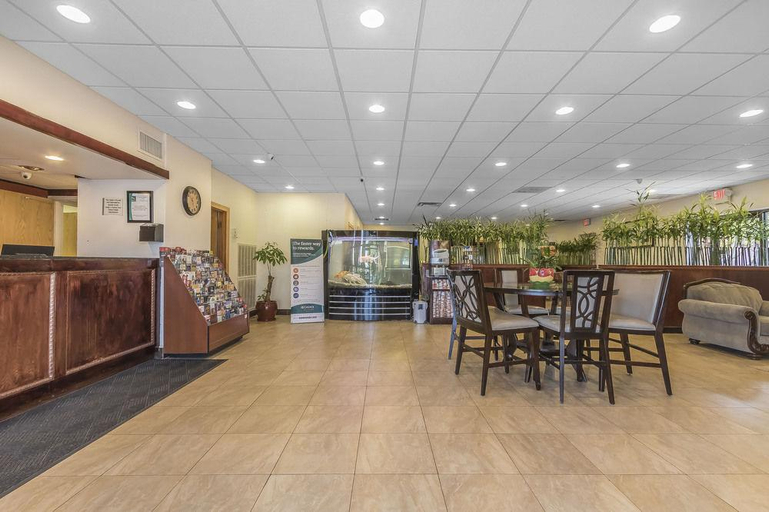 Public Area 2, Quality Inn, Dickson