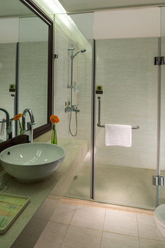 Bathroom 4, ViennaHotel Shenzhen Aiguo Road, Shenzhen
