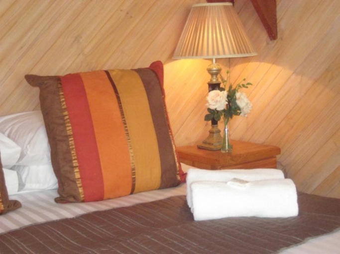 Bedroom 5, Mt Tamborine Stonehaven Guest House, Tamborine Mountain