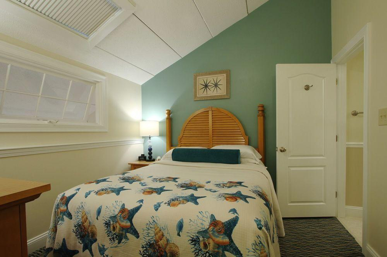 Bedroom 4, The Cove at Yarmouth, Barnstable