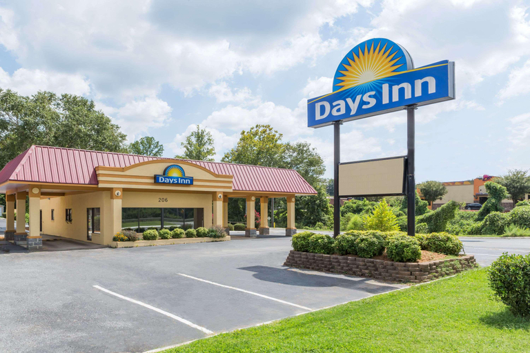 Exterior & Views 4, Red Roof Inn Lenoir, Caldwell