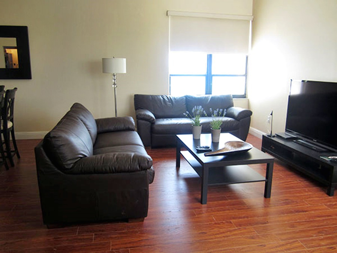 Public Area 3, Newpoint Miami Beach Apartments, Miami-Dade