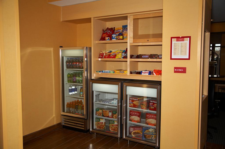 Food & Drinks 5, TownePlace Suites Hobbs, Lea