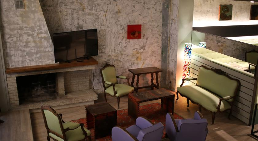 Public Area 2, Hostal La Fosca, Girona