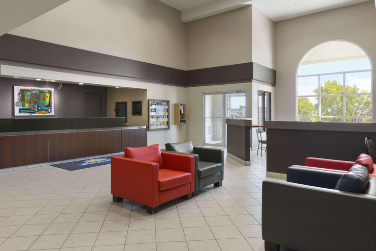 Public Area 3, Days Inn By Wyndham Steinbach, Division No. 2