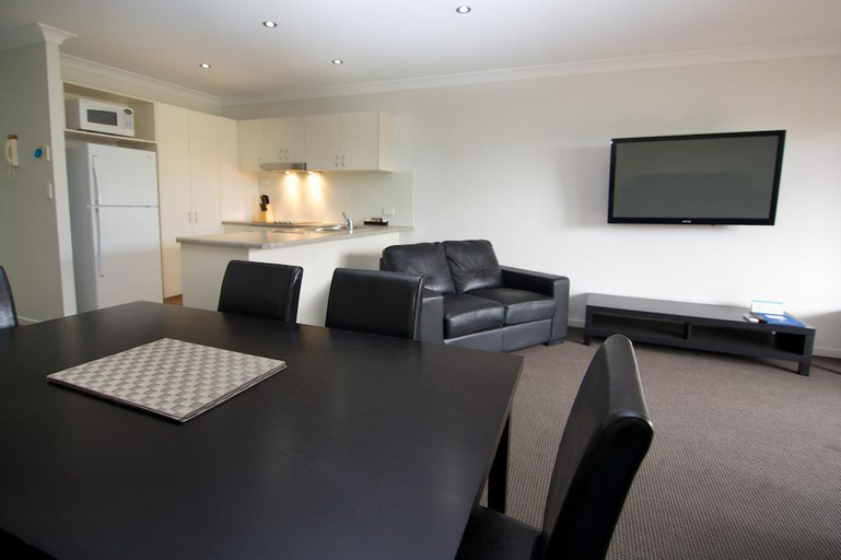 Bedroom 4, Blue Water Bay Villas, Gold Coast