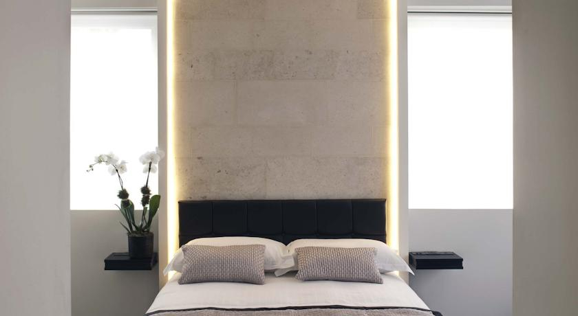 Bedroom, Mstay Haverstock Hotel, London