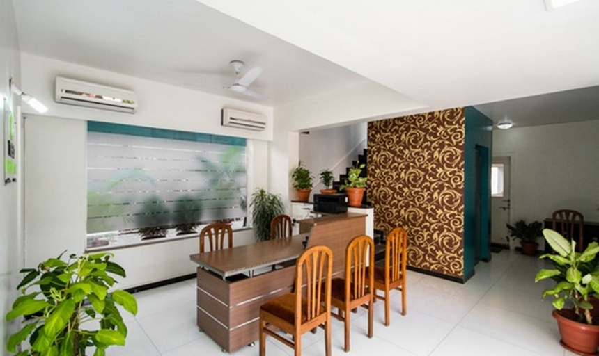 Public Area 2, Treebo Brooks Manor, Pune