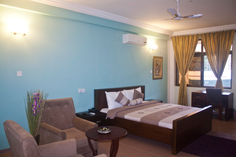 Bedroom 3, Consir Executive Lodge, Accra