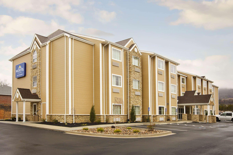 Exterior & Views 1, Quality Inn & Suites, Washington