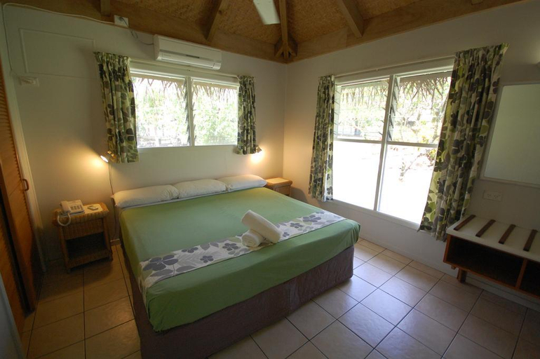 Bedroom, Lagoon Breeze Villas, Rorotonga