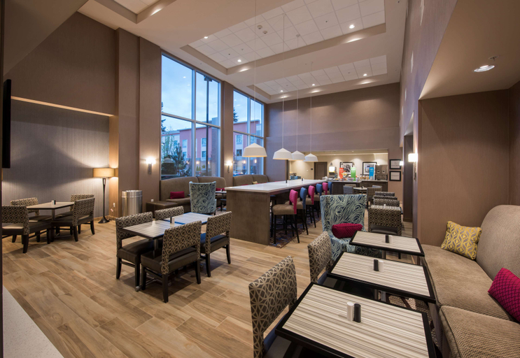 Public Area 2, Hampton Inn & Suites Seattle/Redmond, King
